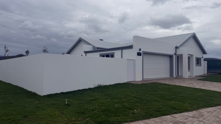 3 Bedroom Property for Sale in Fraaiuitsig Western Cape